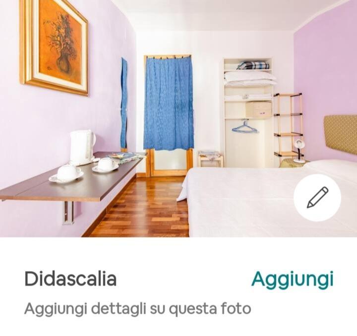 Affittacamere La Mansarda Del Centro La Spezia Habitación foto